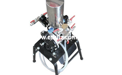 木線條噴涂機(jī)真空隔膜泵.jpg 木線條噴涂機(jī)真空隔膜泵.jpg